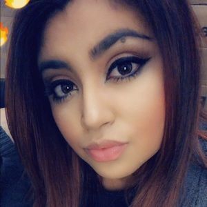 Meet your Posher, Jenni